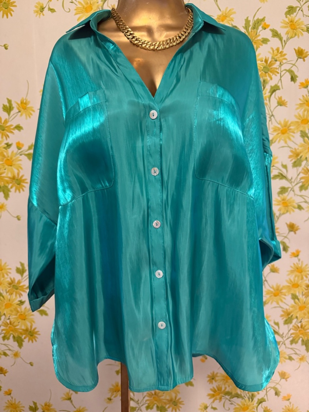 Silky green Button-Front oversized Blouse size M